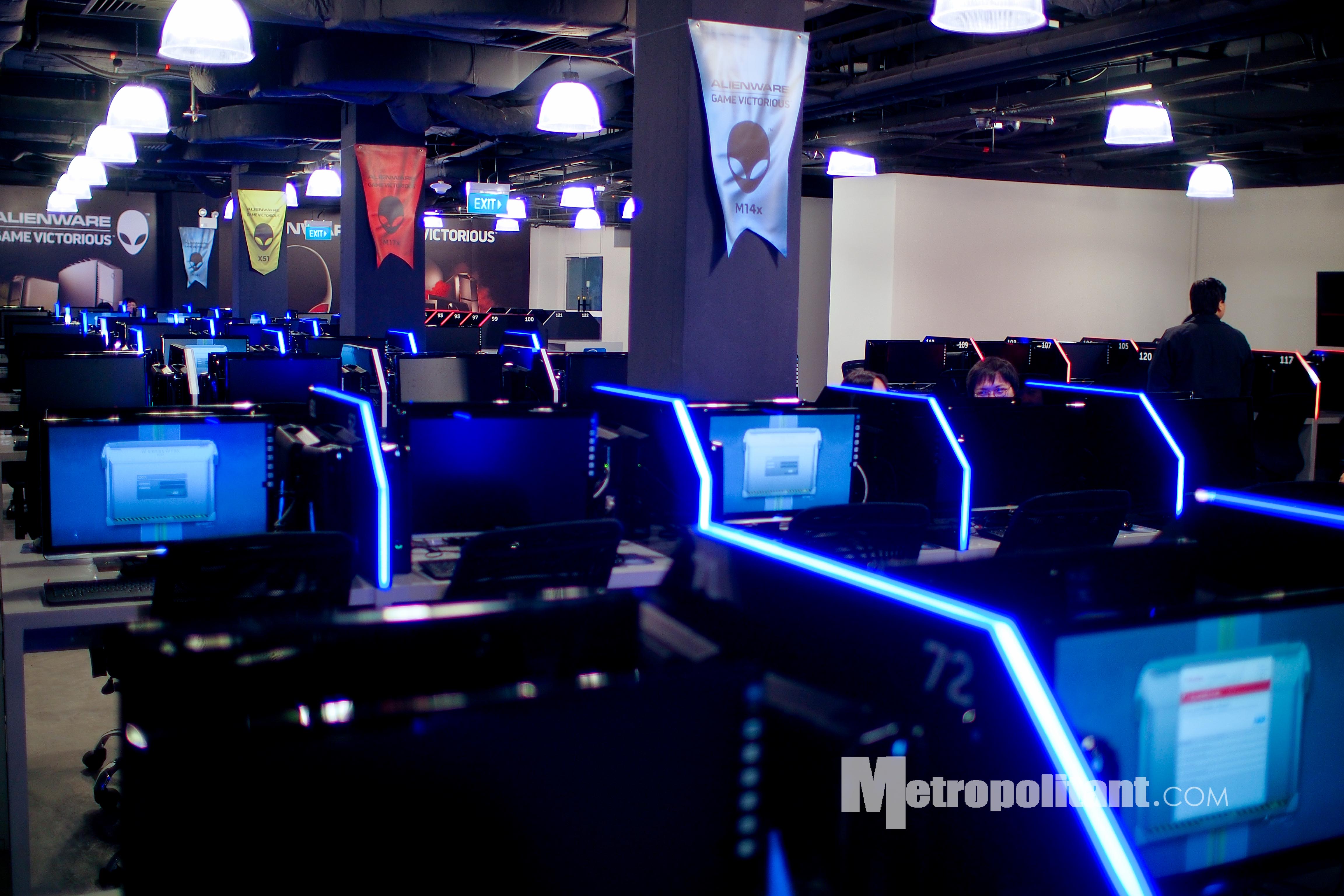 2nd Alienware Cyber Café Opens At Lucky Chinatown