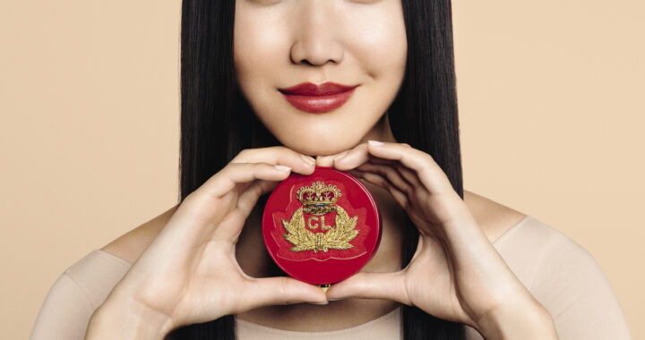 Crowned your skin with preciousness with Teint Fétiche Le Cushion